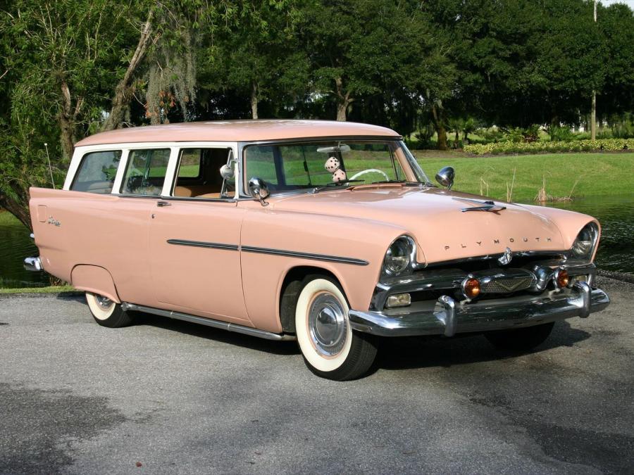  Plymouth Deluxe Suburban 1956 года  (фото 1 из 2)